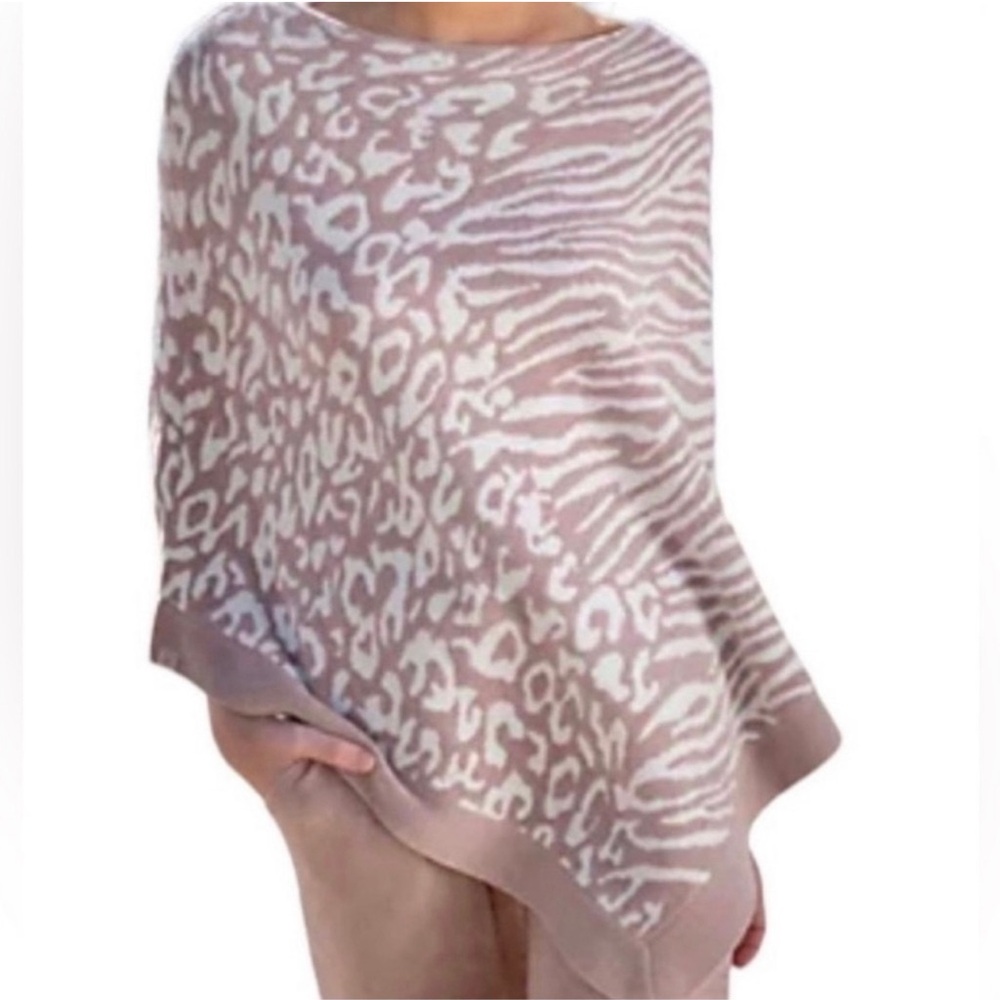 Barefoot Dreams Cozychic Ultra Lite Ocean Breeze Poncho Shawl Sweater - Picture 11 of 13